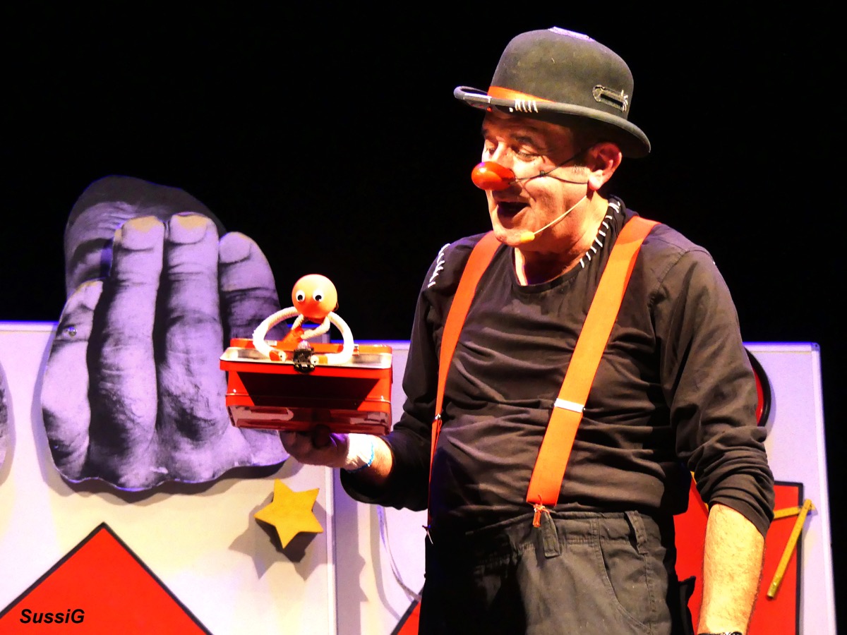 Petit Univers - Educació Infantil